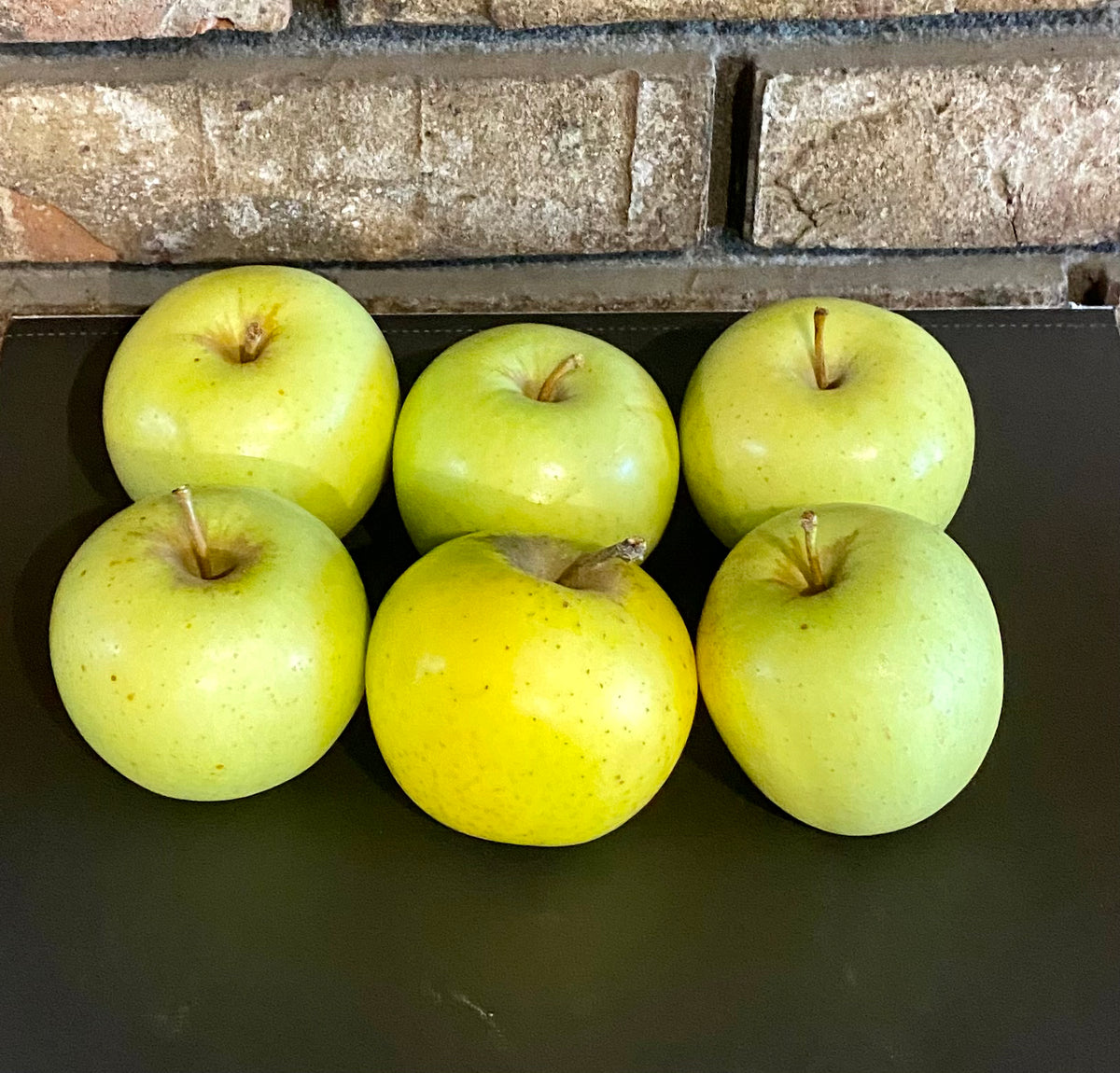 Golden Delicious - New England Apples