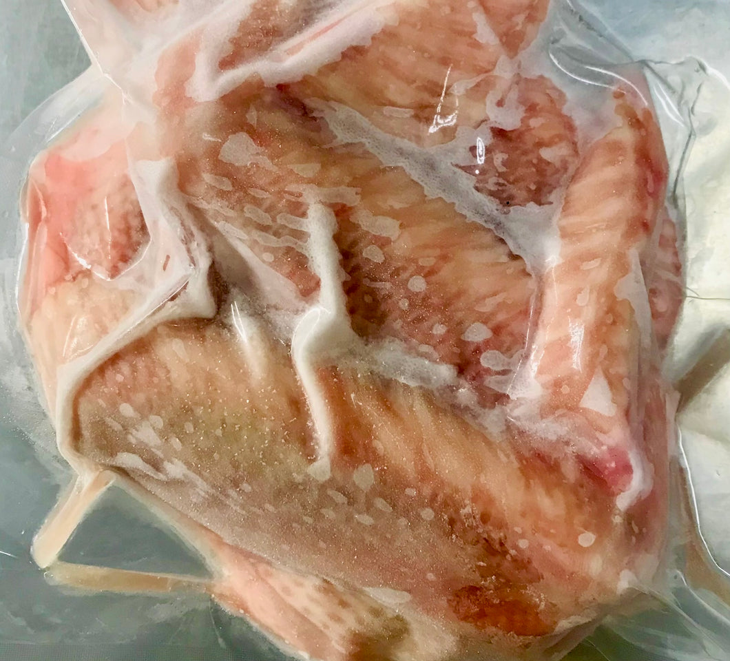PASTURED POULTRY:  HERITAGE TURKEY WINGS (3pc)